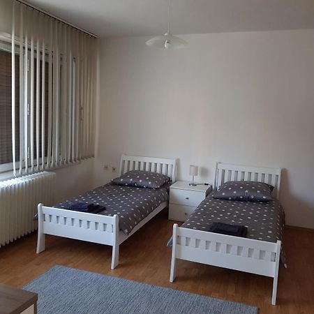 Sara Apartment Banja Luka Bagian luar foto