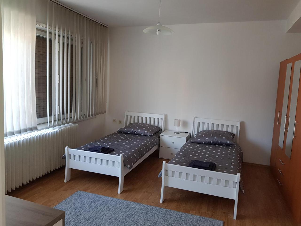 Sara Apartment Banja Luka Bagian luar foto