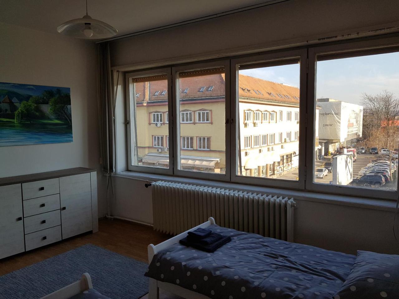 Sara Apartment Banja Luka Bagian luar foto