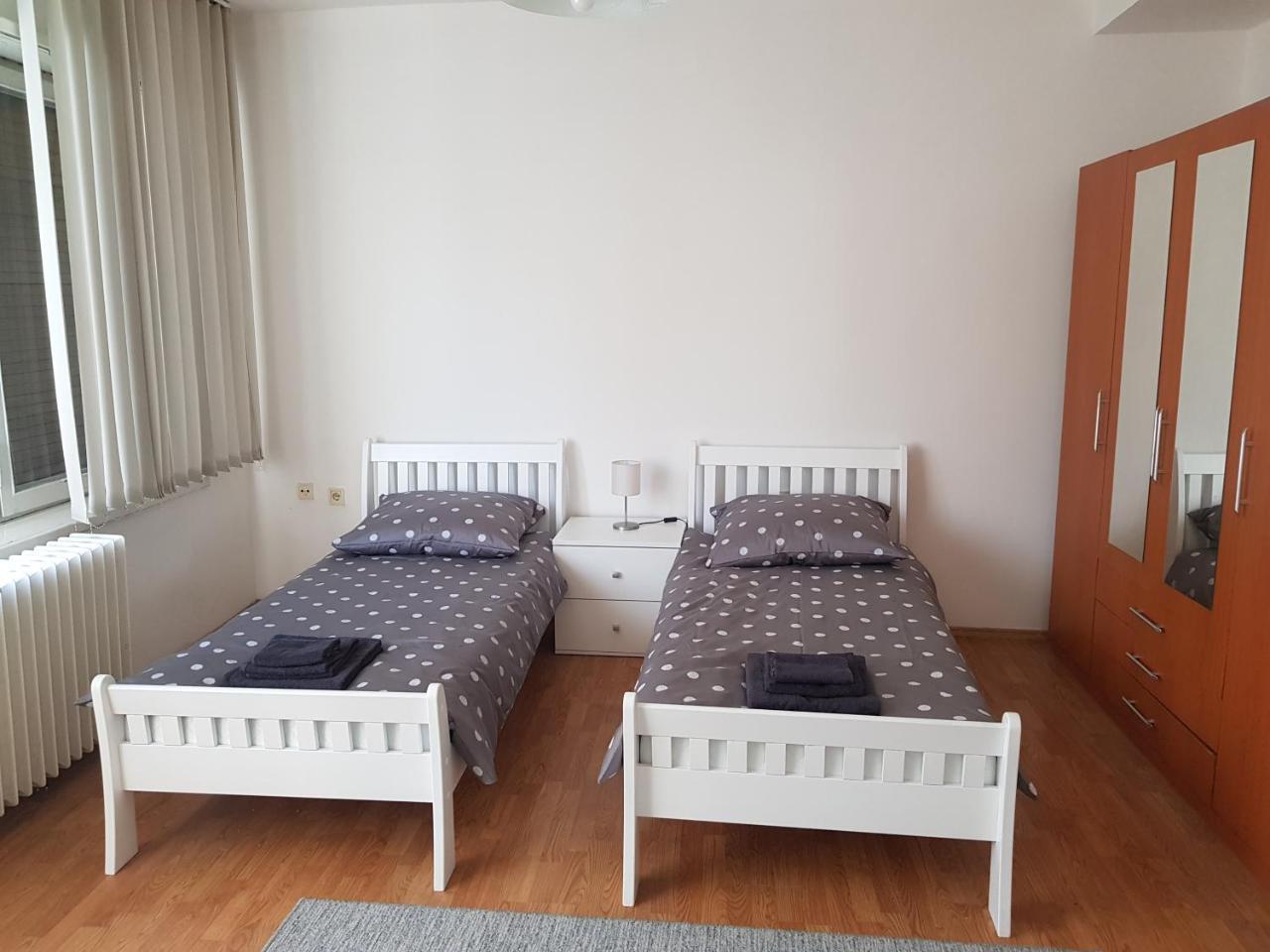 Sara Apartment Banja Luka Bagian luar foto