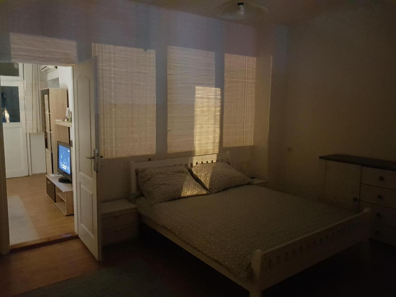 Sara Apartment Banja Luka Bagian luar foto