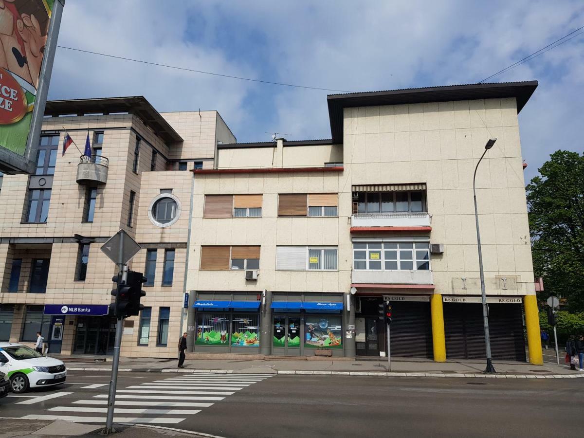 Sara Apartment Banja Luka Bagian luar foto