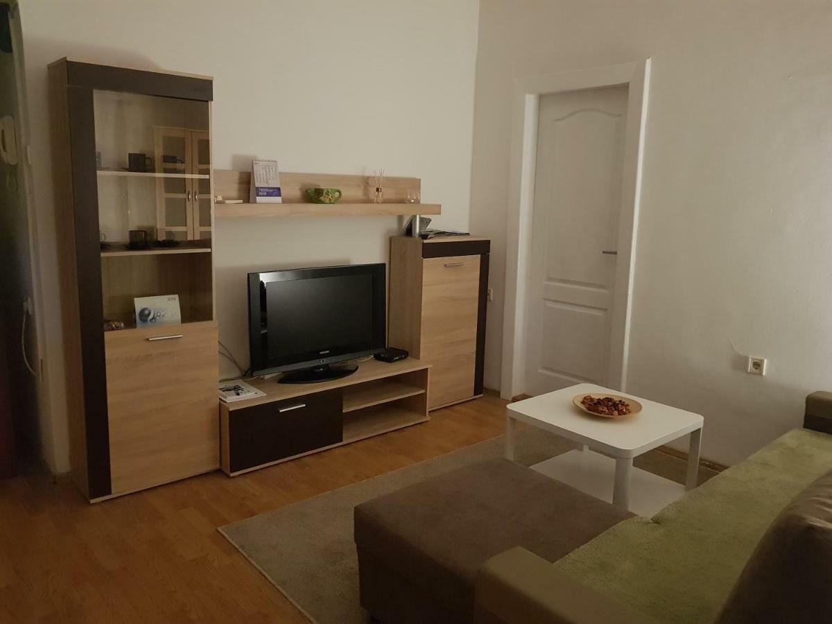 Sara Apartment Banja Luka Bagian luar foto